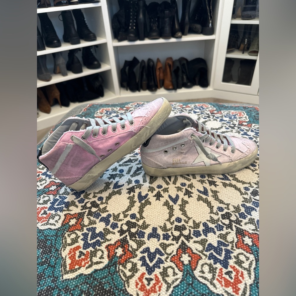 Golden Goose Sneakers